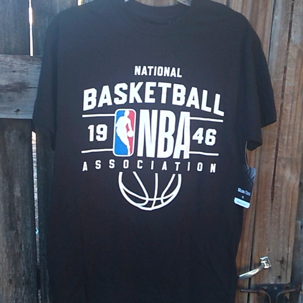 Nwt NBA T-shirt (M) - Picture 2 of 7